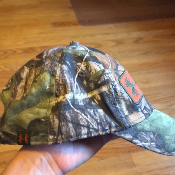 Under Armour baseball hat - Picture 2 of 4